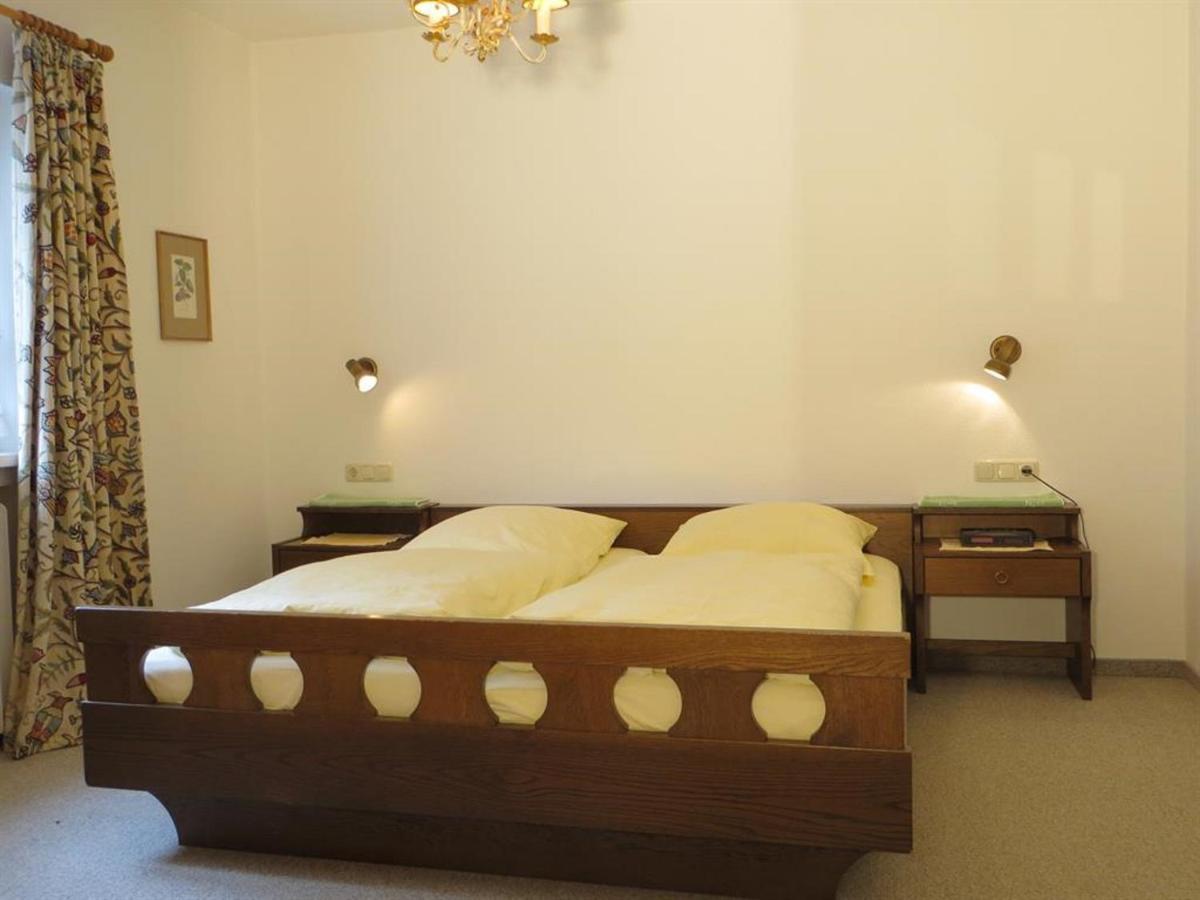 Gaestehaus Antonia Гармиш-Партенкирхен Экстерьер фото